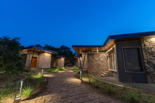 mahavan resort sasan gir
