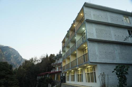 devas retreat
