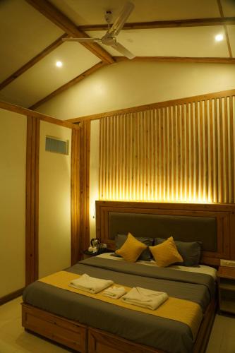 Deva's Retreat,,2 star