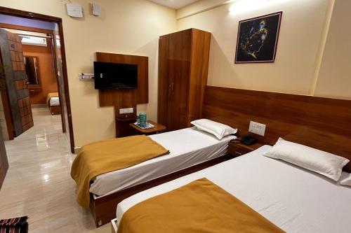 Krishna Stay Inn,,3 star