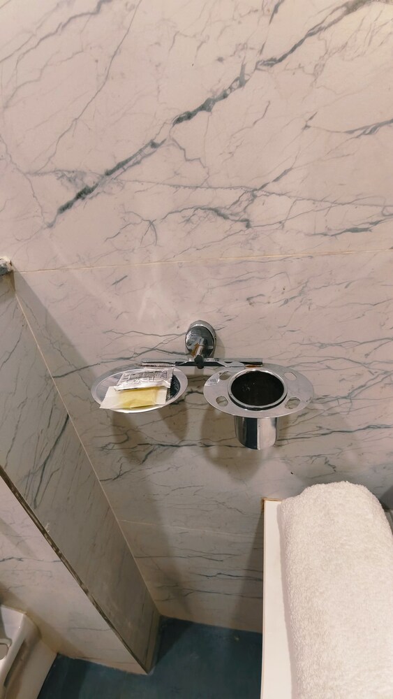 hotel the shanaya agra