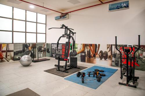 the monarch hotel bagalur it park