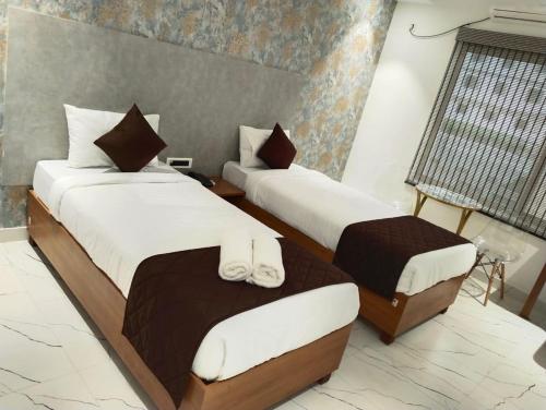 The Monarch Hotel Bagalur It Park,,3 star