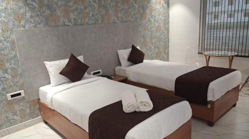 The Monarch Hotel Bagalur It Park,,3 star