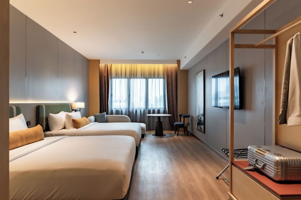 breakx hotel penang