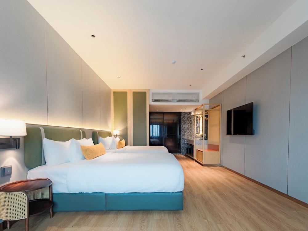 breakx hotel penang