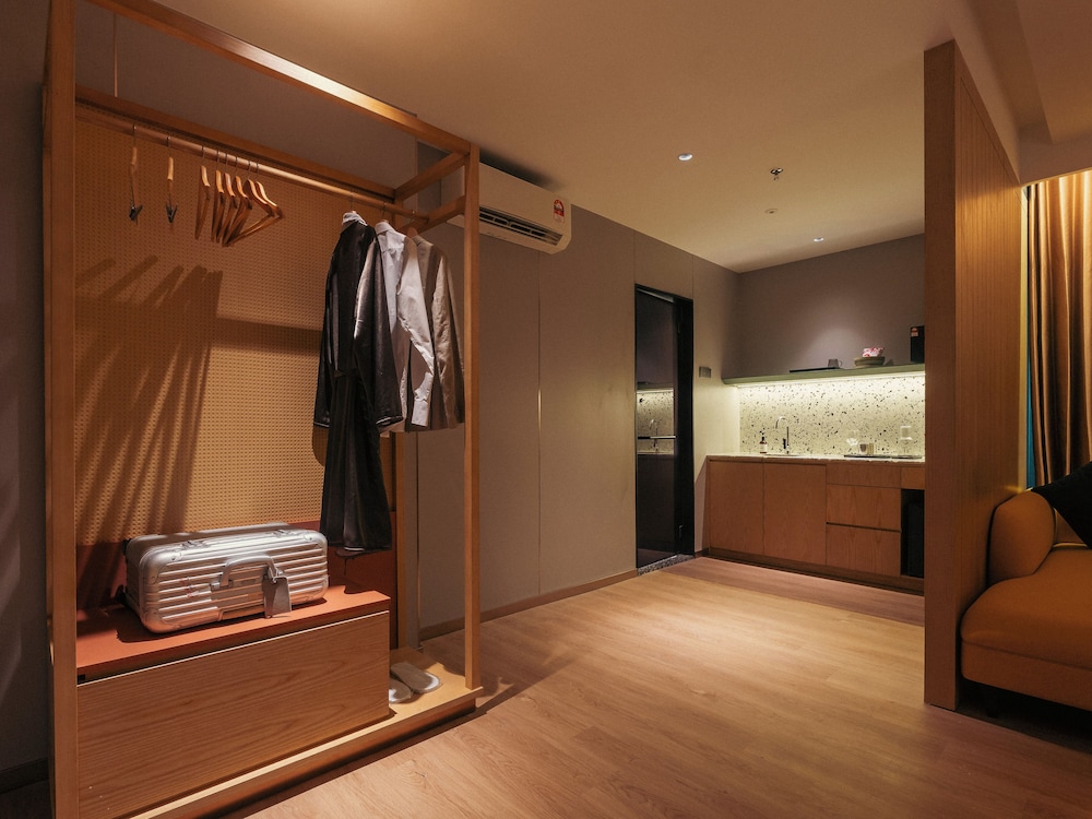 breakx hotel penang