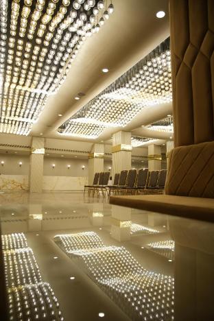 park central jaipur city center