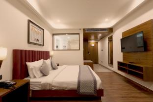park central jaipur city center