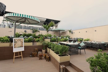 park central jaipur city center