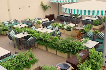 park central jaipur city center