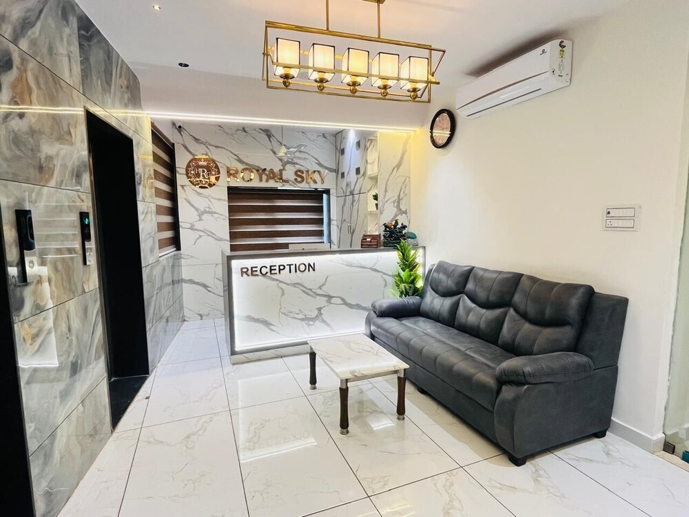 hotel royal sky
