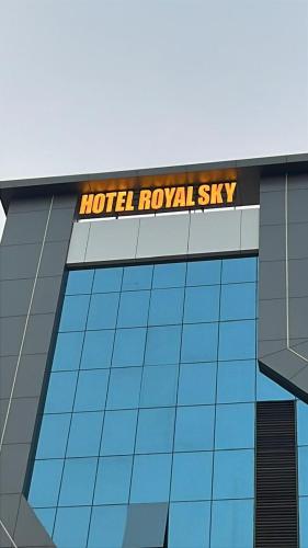 hotel royal sky