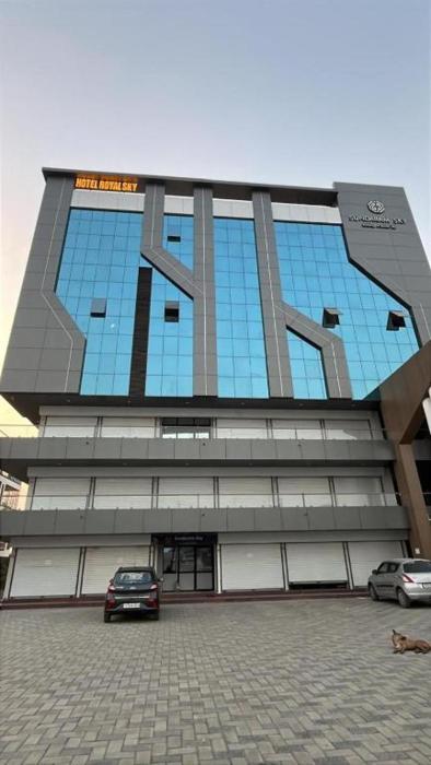 hotel royal sky