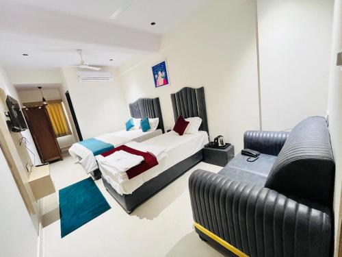 Hotel Royal Sky,,2 star