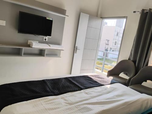 Aastha Guest House,,3 star