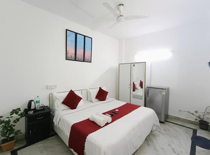 hotel hauz khas fort view