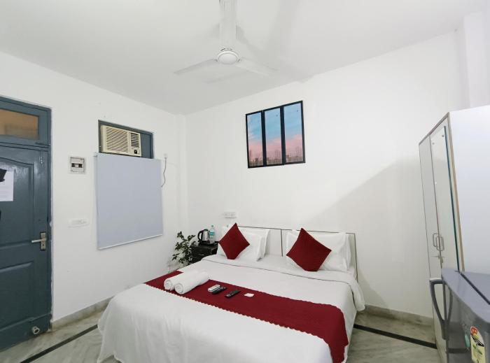 hotel hauz khas fort view