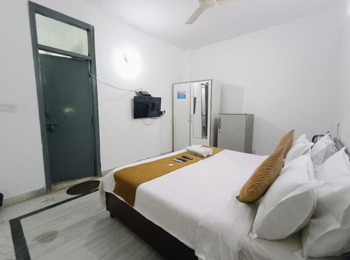 hotel hauz khas fort view