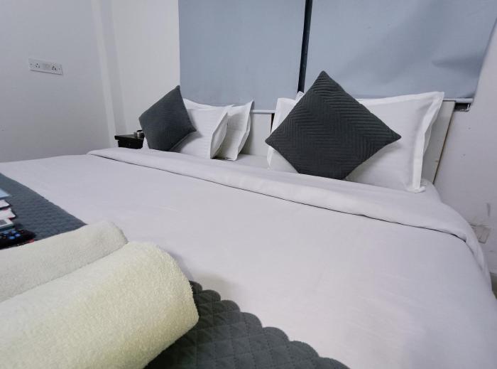 hotel hauz khas fort view