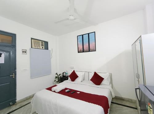 hotel hauz khas fort view