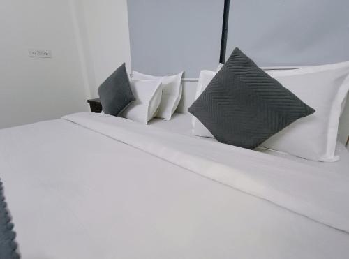 hotel hauz khas fort view