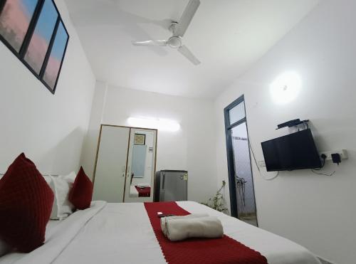 hotel hauz khas fort view