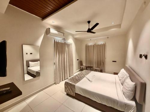 hotel gmr pearls