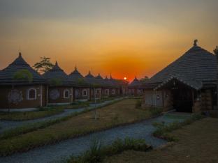 ret mahal huts and resort