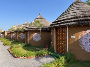 ret mahal huts and resort