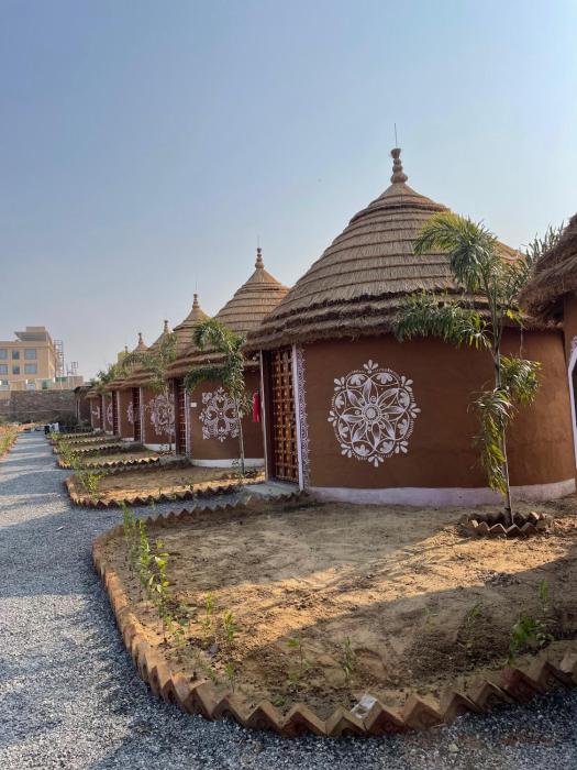 ret mahal huts and resort