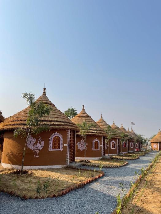 ret mahal huts and resort