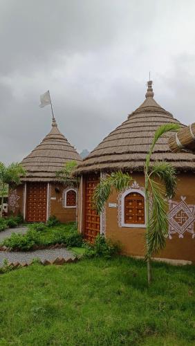 ret mahal huts and resort