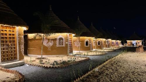 ret mahal huts and resort