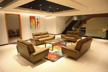 krishna courtyard hotel and convention