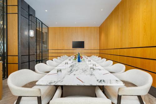 radisson hotel prayagraj