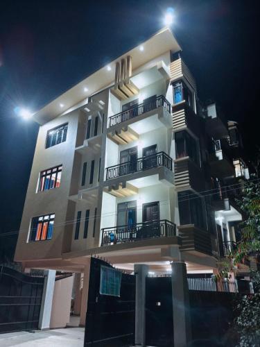 Xtsy Travellers Hostel,,2 star