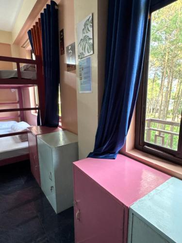 xtsy travellers hostel