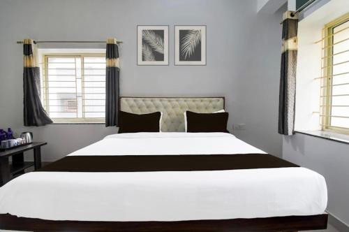 Hotel Crystal Inn,,3 star