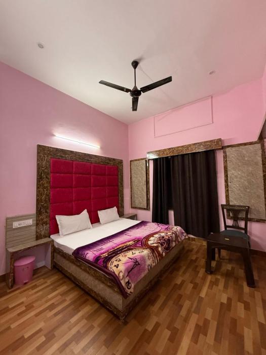 tejas homestay just 2 minutes from golden temple