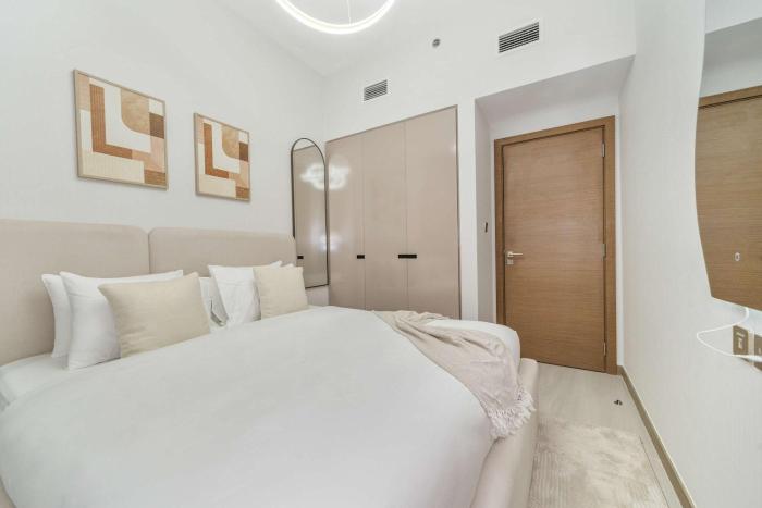 premium 2br apt home fully furnished