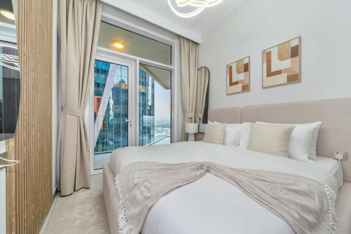 premium 2br apt home fully furnished