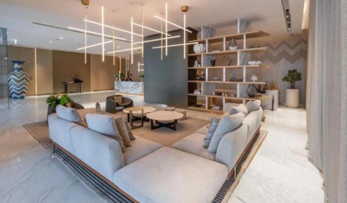 premium 2br apt home fully furnished