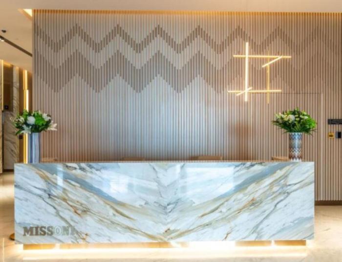 premium 2br apt home fully furnished