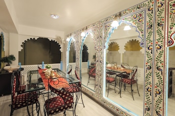 roop mahal homestay