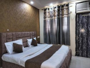 hotel university stay