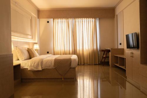 The Layover Hotel,,3 star