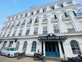 hotel lotos inn