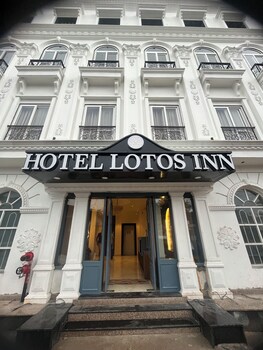 hotel lotos inn