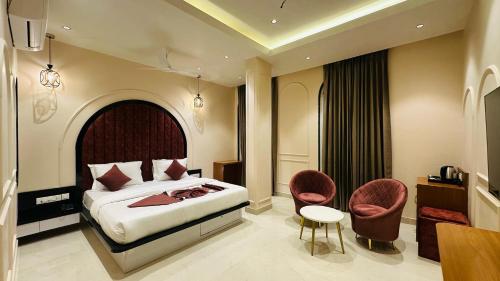 Hotel Lotos Inn,,3 star